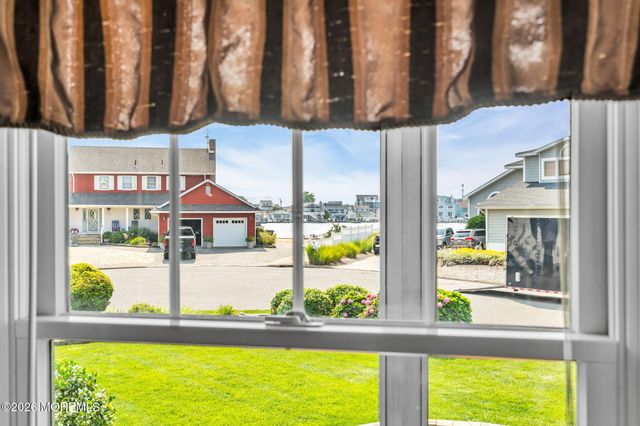 3403 Sandy Place, Toms River, NJ 08753