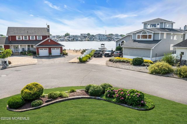 3403 Sandy Place, Toms River, NJ 08753