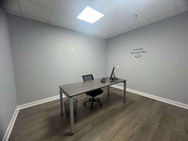 7903 W 159th Street 7903, Tinley Park, IL 60477