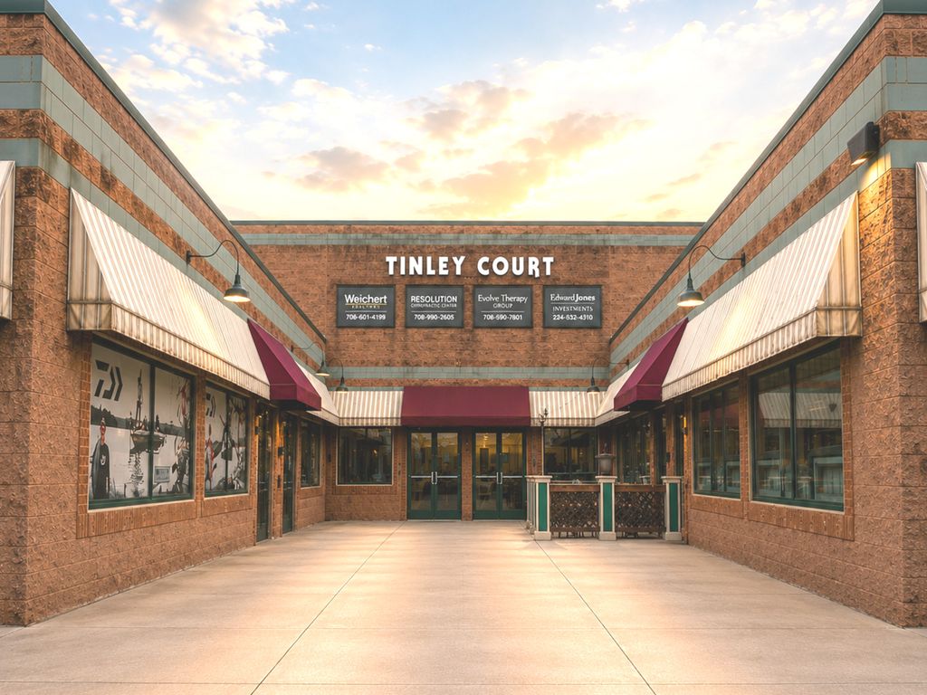 7903 W 159th Street 7903, Tinley Park, IL 60477