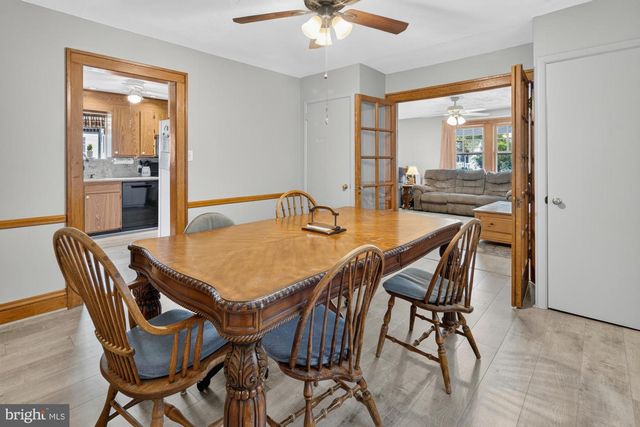 8 PENNROAD AVE, Ewing, NJ 08638