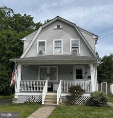 8 PENNROAD AVE, Ewing, NJ 08638
