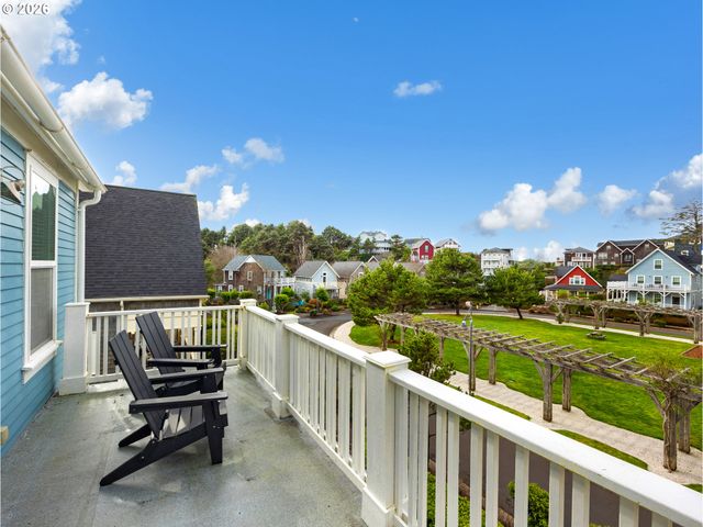 2746 Sw BARNACLE Ave, Lincoln City, OR 97367