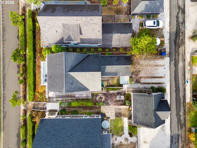 2746 Sw BARNACLE Ave, Lincoln City, OR 97367