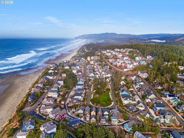 2746 Sw BARNACLE Ave, Lincoln City, OR 97367