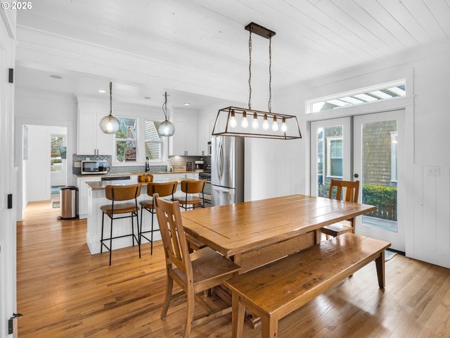 2746 Sw BARNACLE Ave, Lincoln City, OR 97367