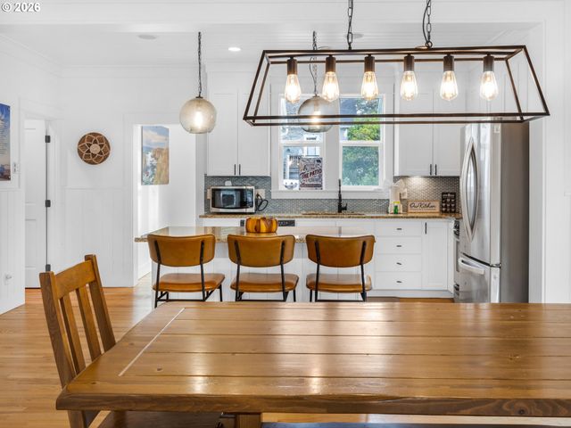 2746 Sw BARNACLE Ave, Lincoln City, OR 97367