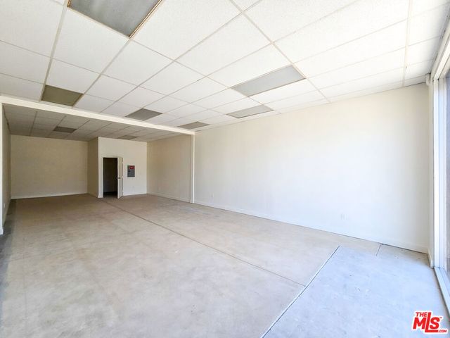 676 W Slauson Avenue, Los Angeles, CA 90044