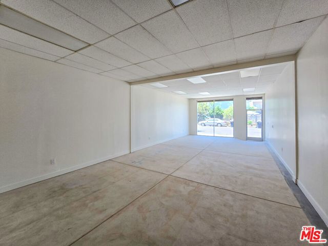 676 W Slauson Avenue, Los Angeles, CA 90044