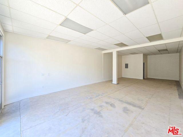 676 W Slauson Avenue, Los Angeles, CA 90044