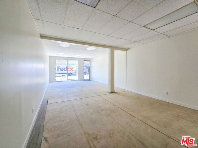 676 W Slauson Avenue, Los Angeles, CA 90044