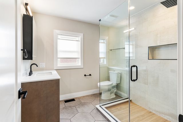 1807 N 74th Court, Elmwood Park, IL 60707