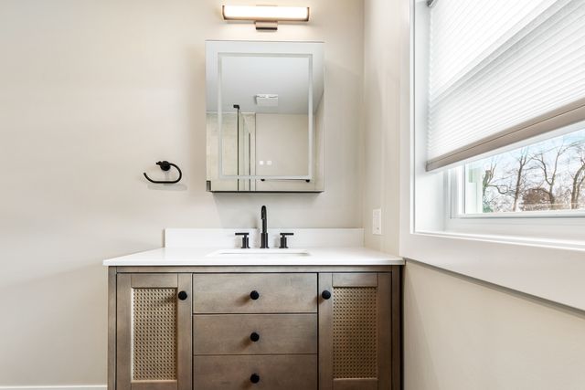 1807 N 74th Court, Elmwood Park, IL 60707