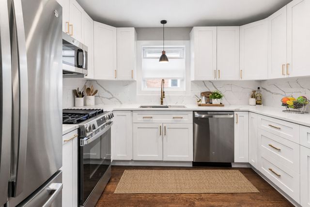 1807 N 74th Court, Elmwood Park, IL 60707