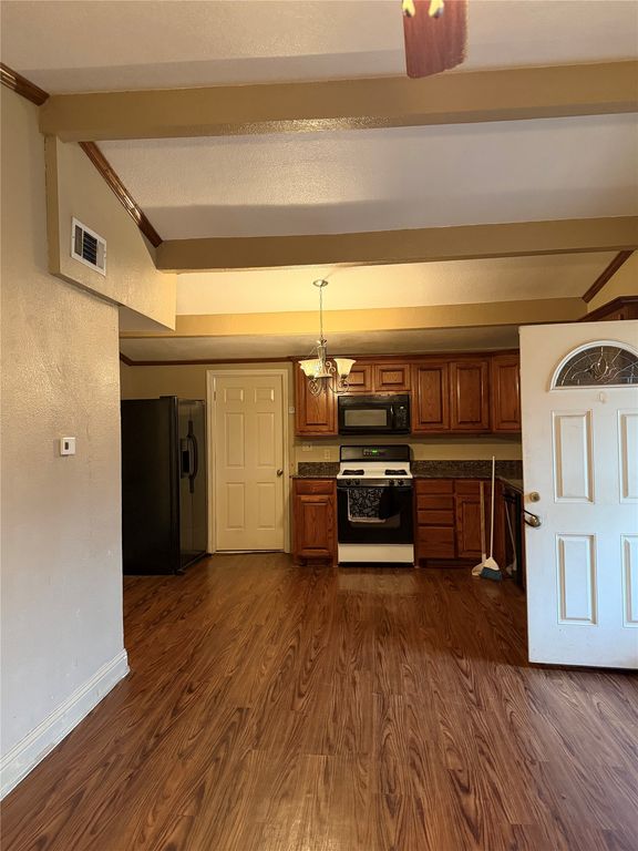 722 E Daugherty Drive, Garland, TX 75041