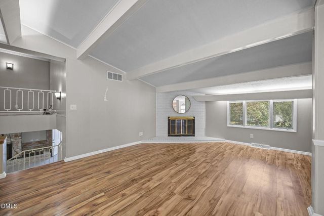 2323 Pineview Drive, Burlington, NC 27215