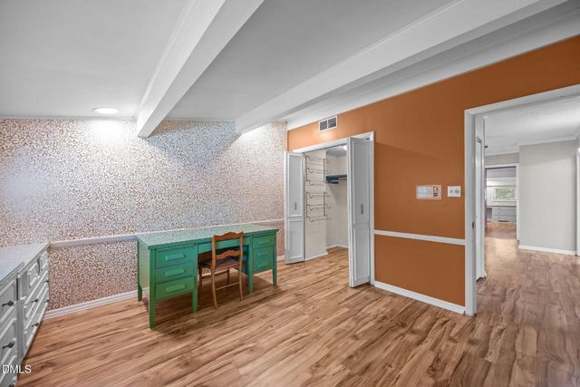 2323 Pineview Drive, Burlington, NC 27215