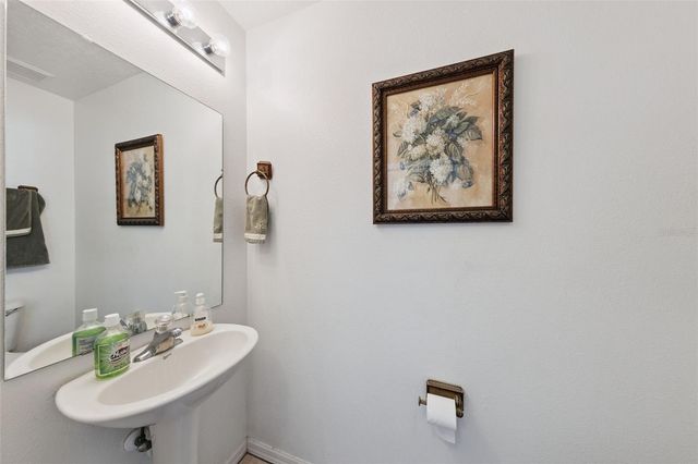 108 WALNUT CREST RUN, Sanford, FL 32771