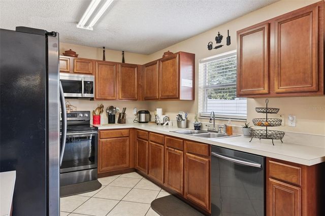 108 WALNUT CREST RUN, Sanford, FL 32771