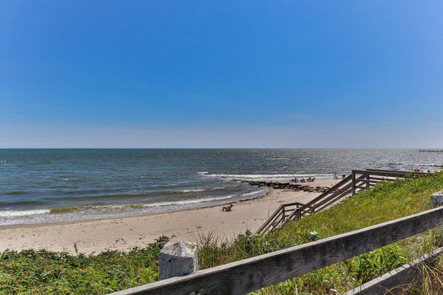 22 Harold Street, Harwich Port, MA 02646