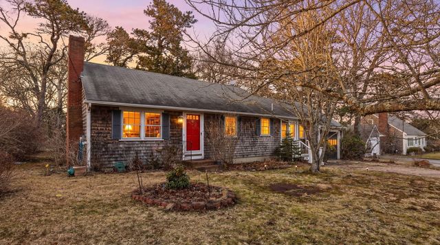 22 Harold Street, Harwich Port, MA 02646