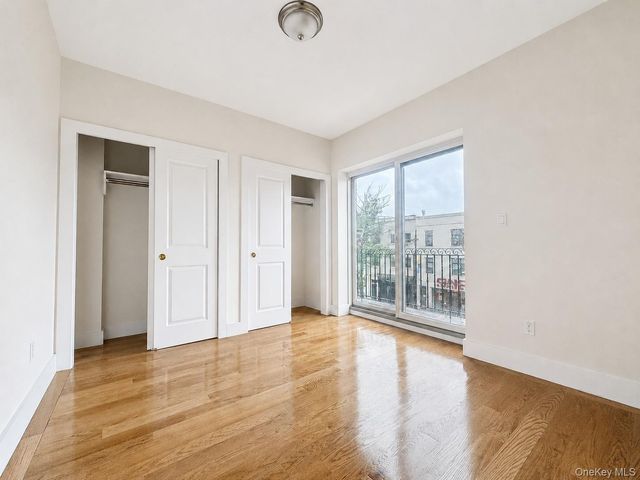 4218 bell Boulevard 3A, Bayside, NY 11361