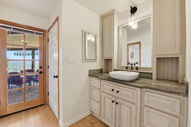 7201 Happy Valley Rd, Somerset, CA 95684