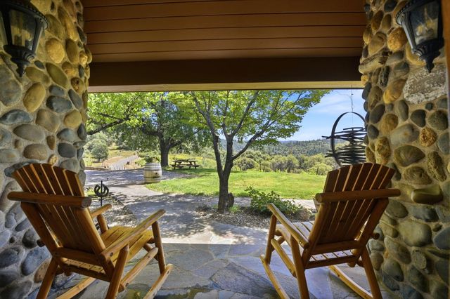 7201 Happy Valley Rd, Somerset, CA 95684