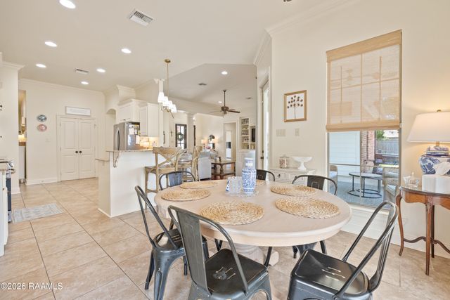 408 Chevalier Boulevard, Lafayette, LA 70503