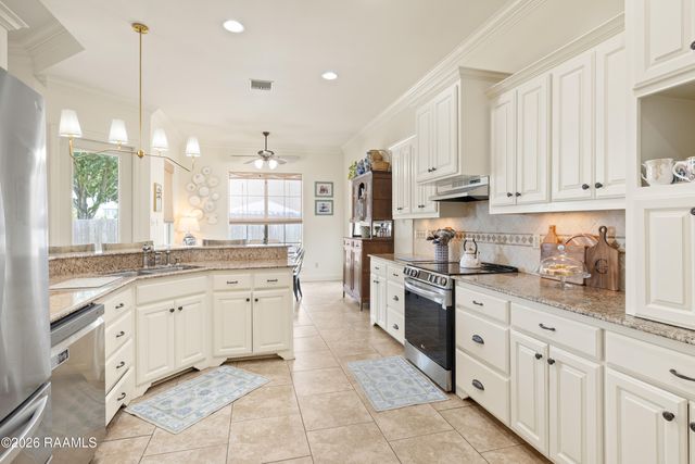 408 Chevalier Boulevard, Lafayette, LA 70503