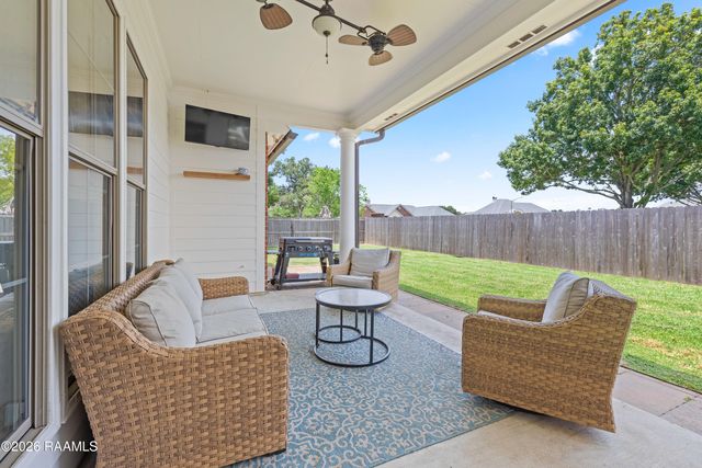 408 Chevalier Boulevard, Lafayette, LA 70503