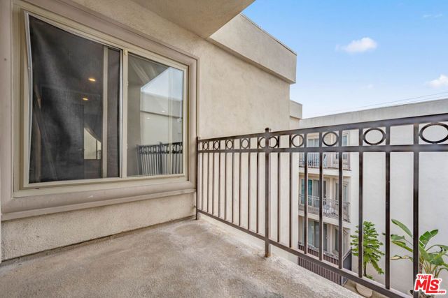 141 S Clark Drive 412, Los Angeles, CA 90048