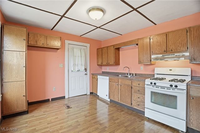 8045 Veto Road, Belpre, OH 45714