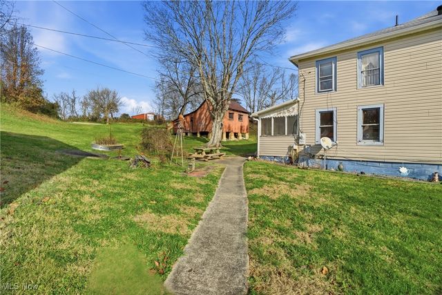 8045 Veto Road, Belpre, OH 45714