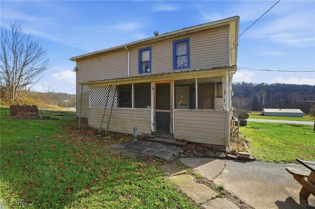 8045 Veto Road, Belpre, OH 45714