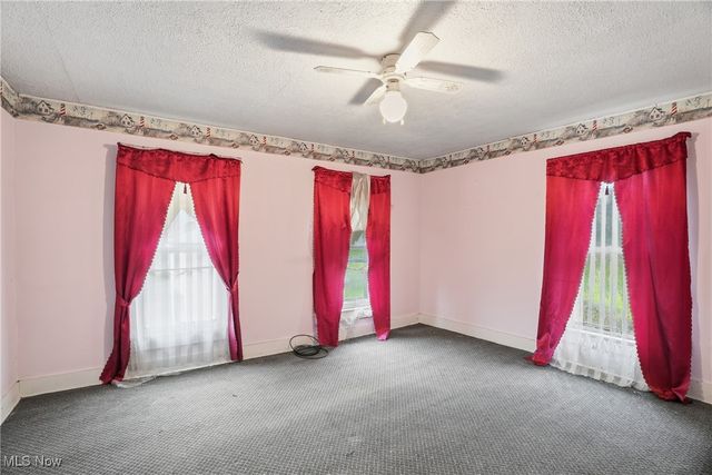 8045 Veto Road, Belpre, OH 45714