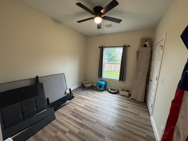 140 Park Valley Court, Anderson, MO 64831