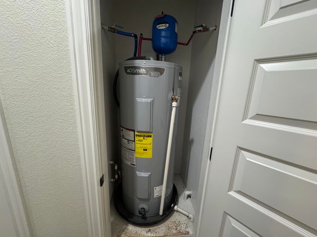 140 Park Valley Court, Anderson, MO 64831