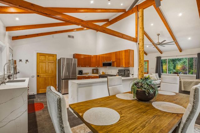 25106 Rim Rock Road, Idyllwild, CA 92549