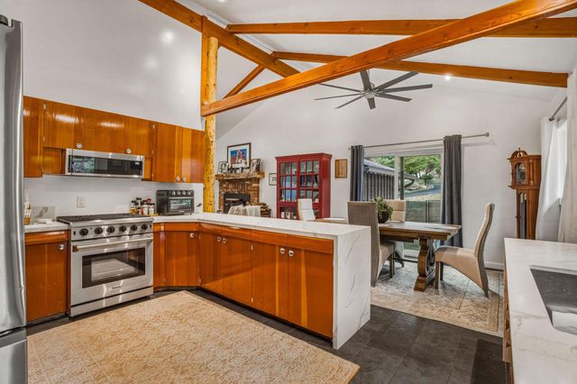 25106 Rim Rock Road, Idyllwild, CA 92549