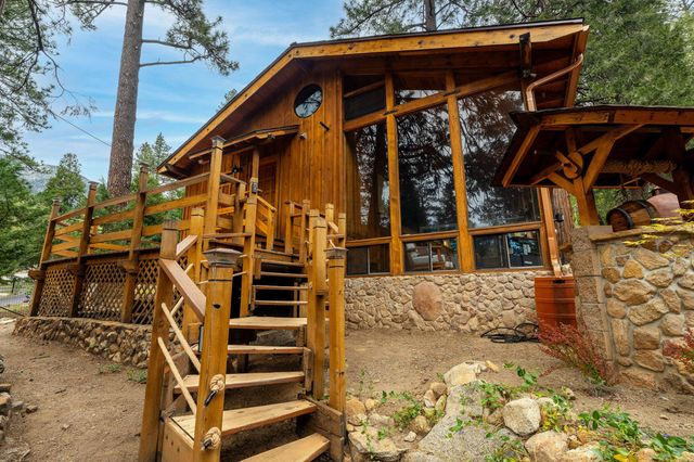 25106 Rim Rock Road, Idyllwild, CA 92549