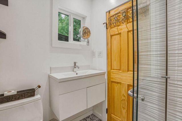 25106 Rim Rock Road, Idyllwild, CA 92549