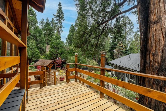 25106 Rim Rock Road, Idyllwild, CA 92549