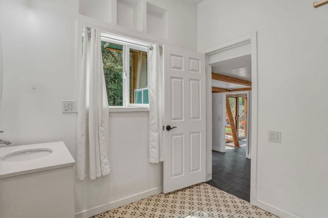 25106 Rim Rock Road, Idyllwild, CA 92549