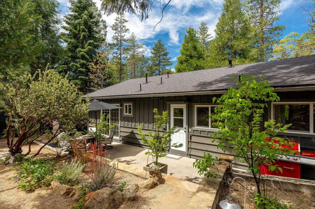 25106 Rim Rock Road, Idyllwild, CA 92549