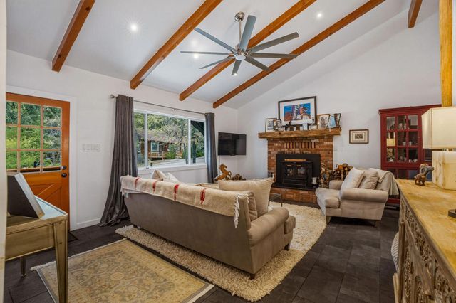 25106 Rim Rock Road, Idyllwild, CA 92549