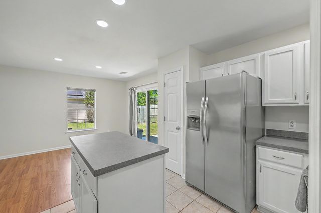 2466 Calamari Court, North Charleston, SC 29406