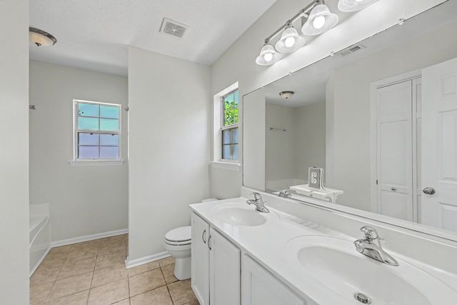 2466 Calamari Court, North Charleston, SC 29406