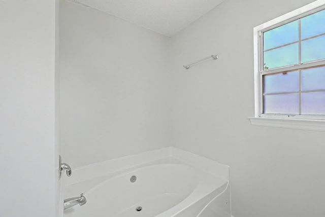 2466 Calamari Court, North Charleston, SC 29406