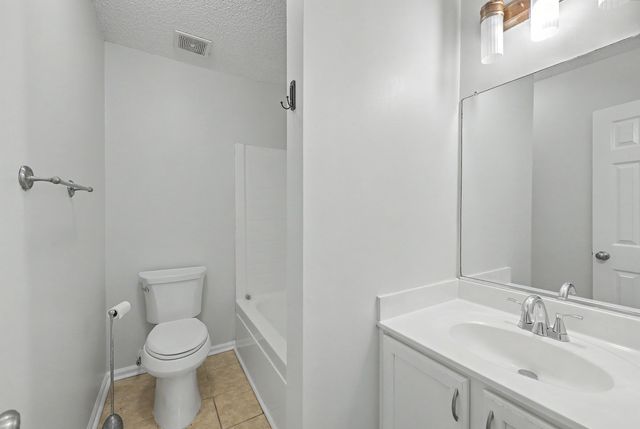 2466 Calamari Court, North Charleston, SC 29406